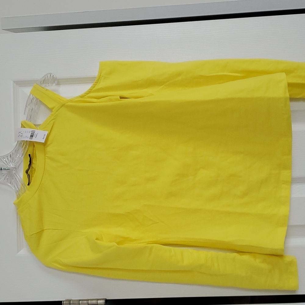 3 for $10 New York and Company cut out top